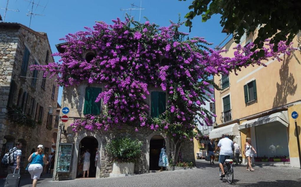 Sunset Apartment Sirmione Exterior photo