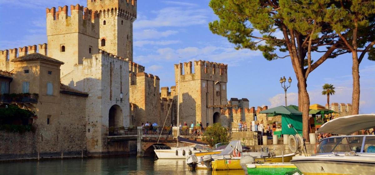 Sunset Apartment Sirmione Exterior photo