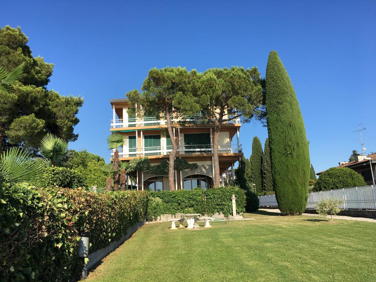 Sunset Apartment Sirmione Exterior photo